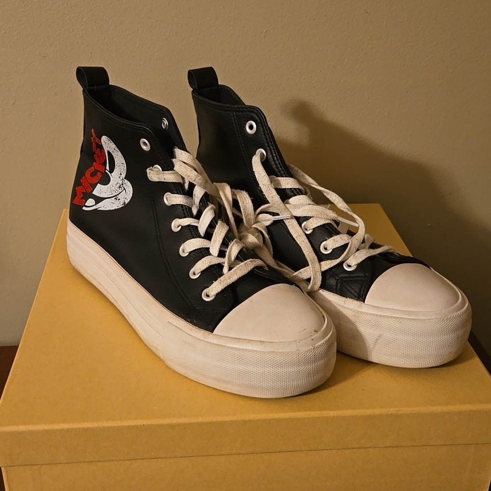 Disney Women's Mickey Mouse Platform High Tops Size 10